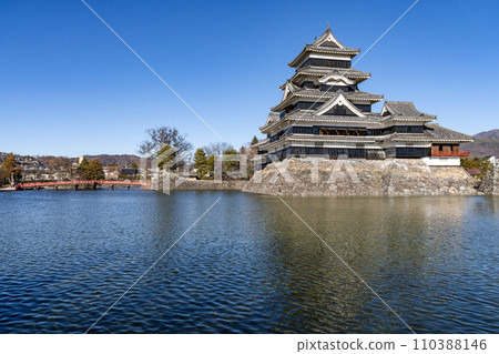 國寶松本城堡 110388146