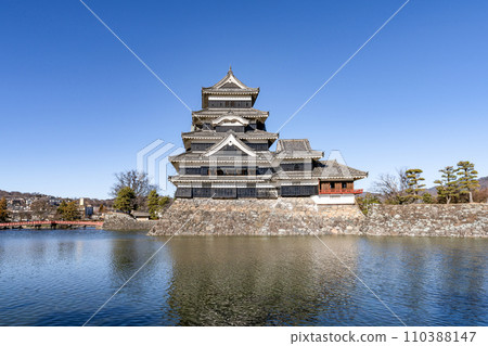 國寶松本城堡 110388147