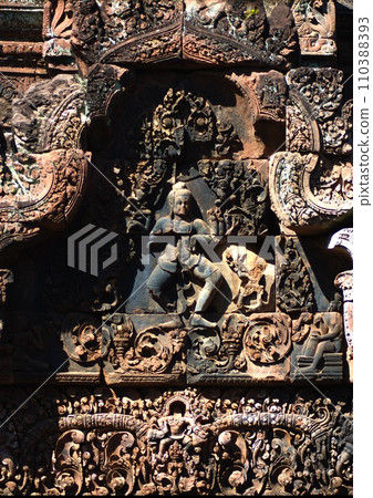 Banteay Srei ruins relief 110388393