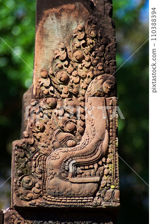 Banteay Srei ruins relief 110388394