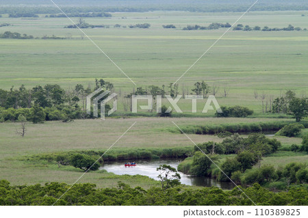 從細岡展望台欣賞釧路濕原的夏季景色、美景、釧路濕原、在釧路川劃獨木舟 110389825
