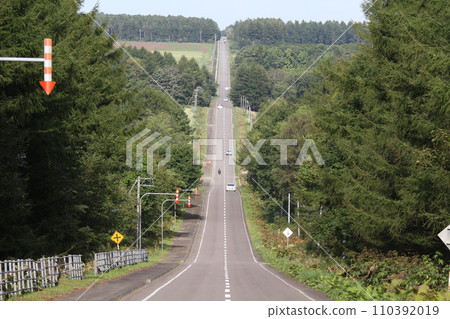 Nakashibetsu Town Milk Road North No. 19 Milk Road Kaiyodai Straight Road Up and Down 110392019