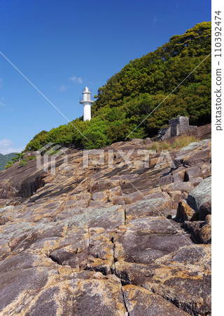 [Kumano/Tategasaki] Senjojiki and Nikishima Lighthouse 110392474