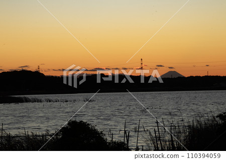 Evening view of Fuji from Lake Teganuma 110394059