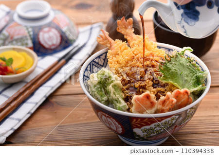 天婦羅蓋飯 110394338