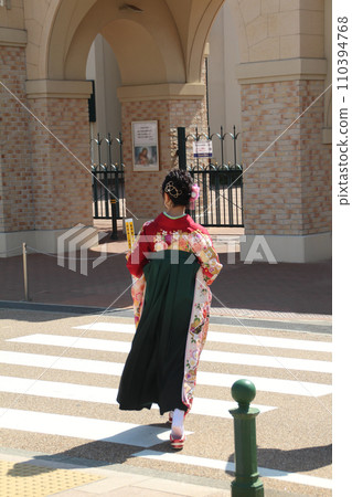 寶塚歌劇畢業典禮 110394768