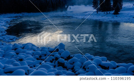 冬季雪景 110396195