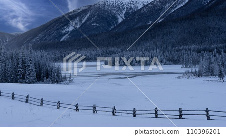 冬季雪景 110396201