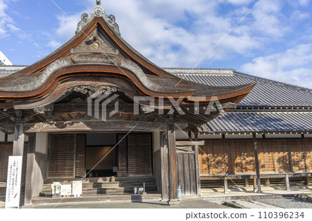 Domain residence with cypress bark roof, Kashiwara-cho, Tanba City 110396234