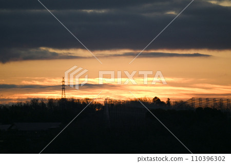 日出前的東方天空 日出前的東方天空 110396302