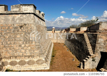 Morro Fortress (Castle San Pedro de la Roca), outside Santiago de Cuba, Cuba 110396793