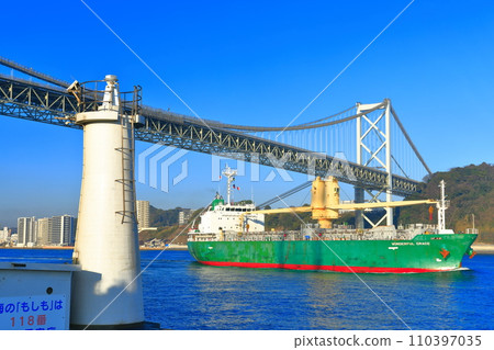 Kanmon Bridge and Mojisaki Lighthouse in clear weather (Kanmon Strait) 110397035