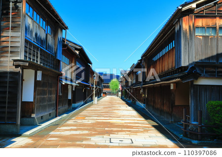 [Ishikawa Prefecture] Sunny Kanazawa (Higashi Chaya District) 110397086