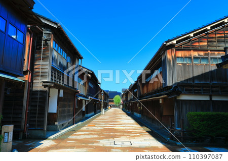 [Ishikawa Prefecture] Sunny Kanazawa (Higashi Chaya District) 110397087