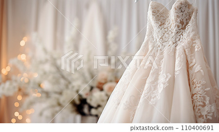 Bridal Bouquet Elegance 110400691