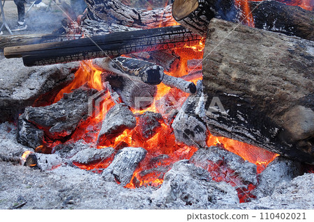 [篝火]新年風景/神社篝火 110402021