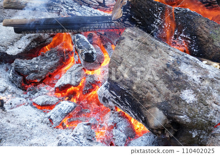 [Bonfire] New Year's scenery/Shrine bonfire 110402025