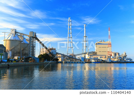 [Ehime Prefecture] Clear skies at Saijo Thermal Power Station 110404140