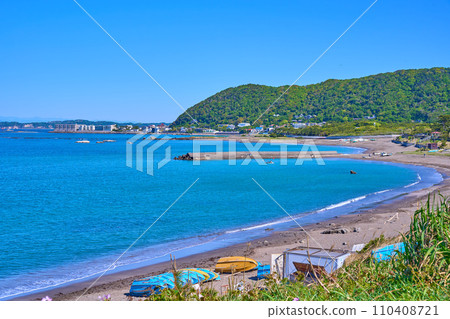 View of the north coast from near the Chojagasaki parking lot in Hayama Town, Miura District, Kanagawa Prefecture (Ohama Coast, Chojagasaki Coast, Shibasaki Coast, etc.) View of the north coast from near the Chojagasaki parking lot in Hayama Town, Miura District, Kanagawa Prefecture (Ohama Coast, Chojagasaki Coast, Shibasaki Coast, etc.) 110408721