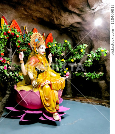 siddhidatri mata day 9 navratri indian goddess durga mata avatar different forms of navratri goddess siddhidatri mata day 9 navratri indian goddess durga mata avatar different forms of navratri goddess 110409012