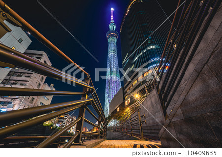 "Tokyo" Night view of the illuminated Tokyo Skytree from the Oshinari Park pier 110409635