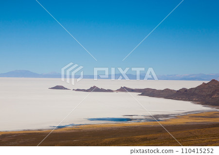 Salar de Uyuni, Bolivia 110415252