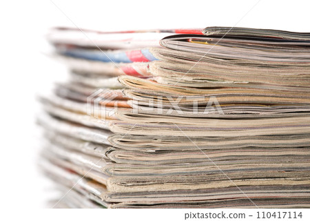 Old magazines 110417114