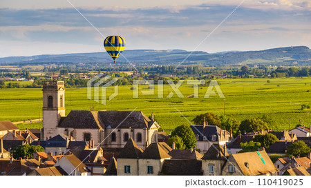 Balloon ride over Pommard village, France Balloon ride over Pommard village, France 110419025