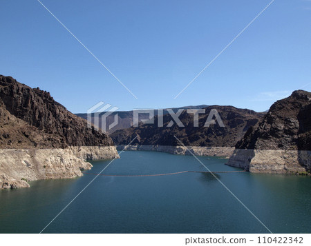 Lake Mead, Colorado River behind the Hoover Dam 110422342