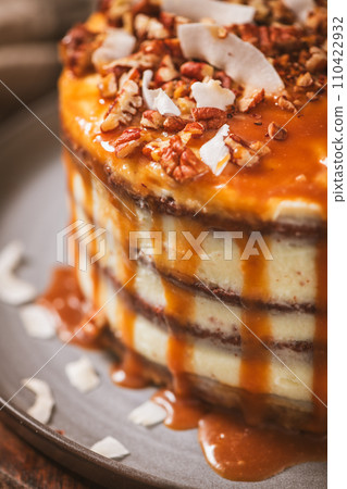 Delicious caramel cake Delicious caramel cake 110422932
