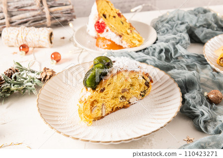 Bolo do Rei or King's Cake 110423271