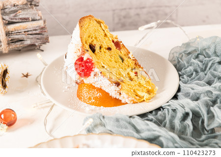 Bolo do Rei or King's Cake 110423273