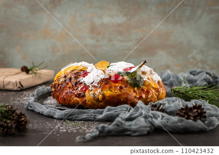 Bolo Rei or Kings Cake 110423432