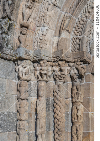 Church of Bravaes 110424036