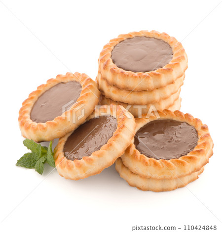 Chocolate tart cookies 110424848