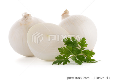 Onions 110424917