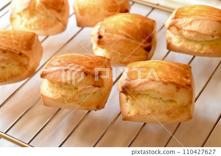 新鮮出爐的美味英式烤餅 110427627