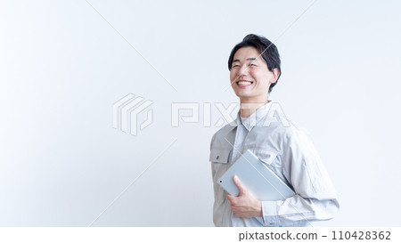 Working clothes men 110428362