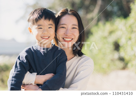 Young mother and a boy Young mother and a boy 110431410