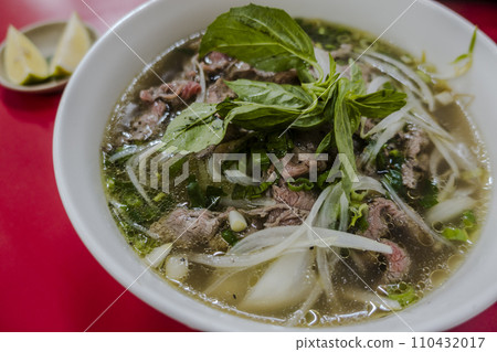 越南河粉 110432017