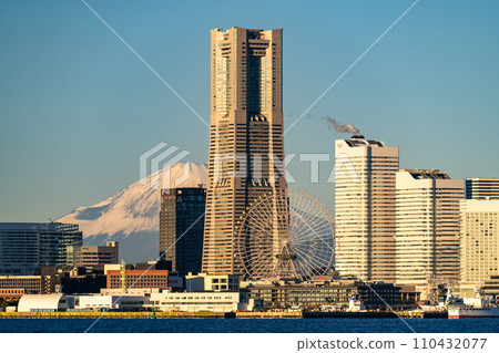 【神奈川縣】橫濱港未來與富士山黎明風光 110432077