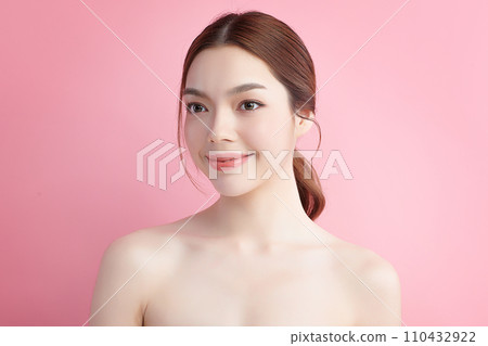Beautiful young asian woman with clean fresh skin on pink background, Face care, Facial treatment, Cosmetology, beauty and spa, Asian women portrait. 110432922