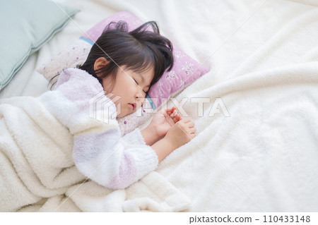 A child to sleep A child to sleep 110433148