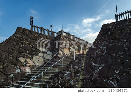 Yamanashi Kofu Castle Castle tower stone wall 110434371