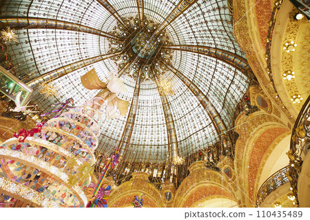 Beautiful ceiling, colorful decoration 110435489