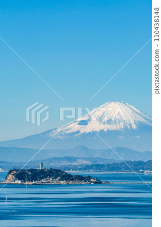 從逗子出發的富士山和江之島 從逗子出發的富士山和江之島 110438148