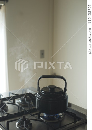 Boiling water in a kettle Boiling water in a kettle 110438795