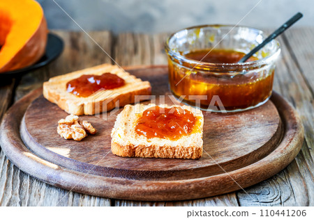 Artisanal Pumpkin and walnuts Jam on Toasts Artisanal Pumpkin and walnuts Jam on Toasts 110441206
