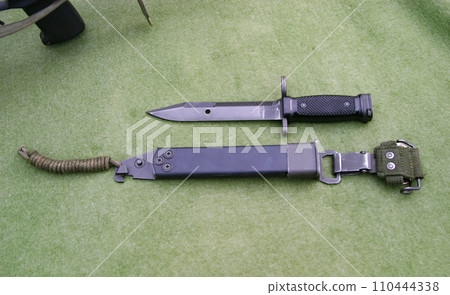 展出的陸上自衛隊89式刺刀 展出的陸上自衛隊89式刺刀 110444338