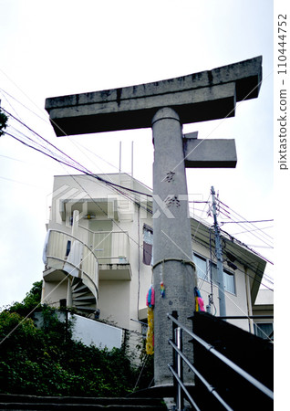 遭受原子彈襲擊的長崎縣鳥居 110444752